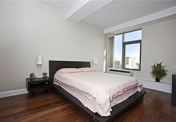 3rd image of 5009 2nd St #1006