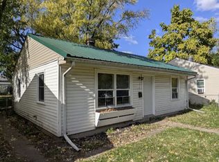 1629 Fremont St, South Bend, IN 46628