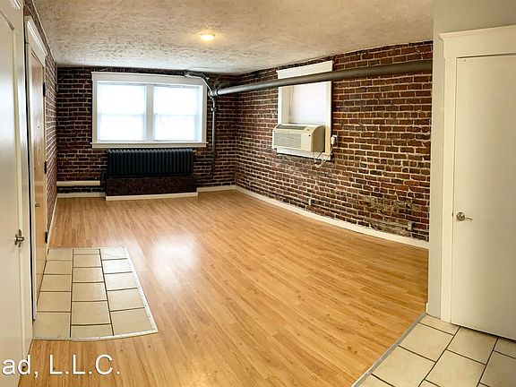 3rd image of 317 S 27th Ave APT 1