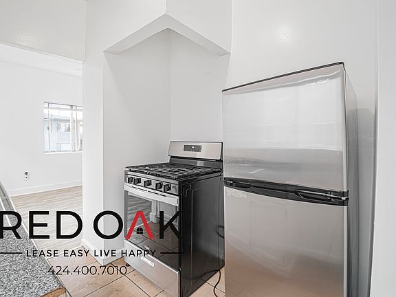 4th image of 250 S Loma Dr #104