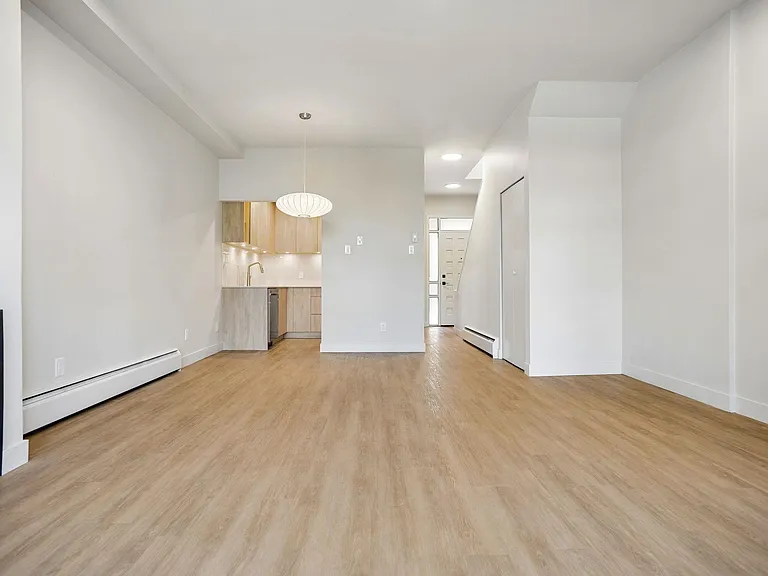 1010 Cypress St — Photo 9