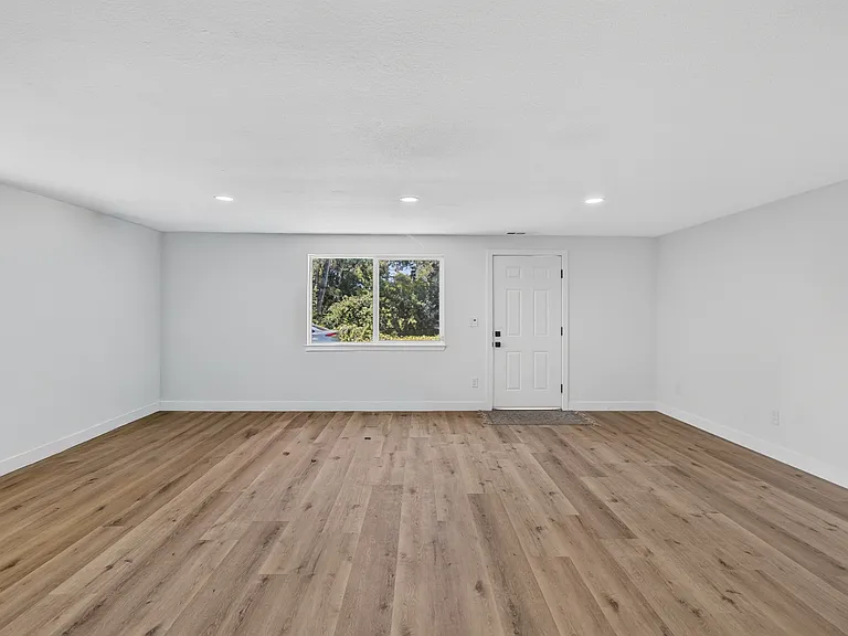 3841 Bannister Rd — Photo 5