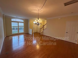 5312 Berkeley Pines Ln, Charlotte, NC 28277