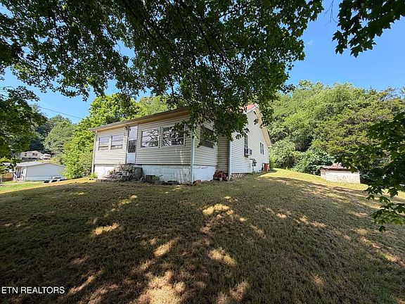 2nd image of 1218 Breazeale Rd