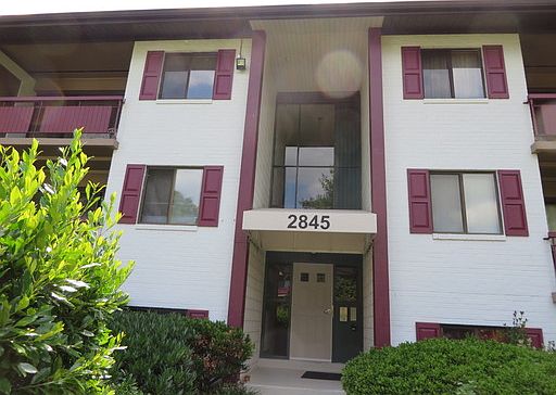 1st image of 2845 Windsor Dr APT 201