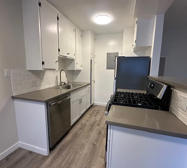 3726 S Canfield Ave #3 — Photo 3
