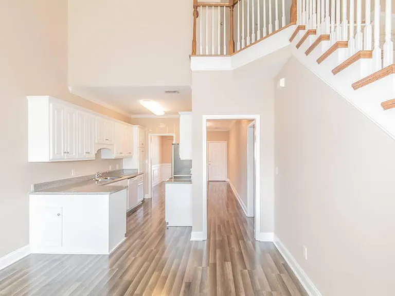 308 High Meadows Pl — Photo 10