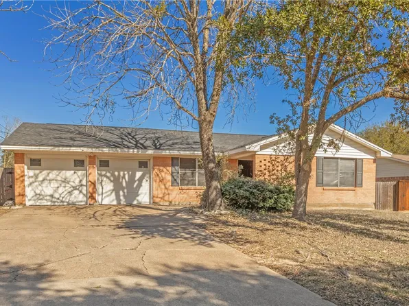 103 Redmond Dr, College Station, TX 77840