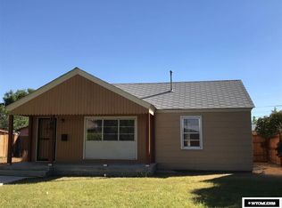 105 E Adams Ave, Riverton, WY 82501