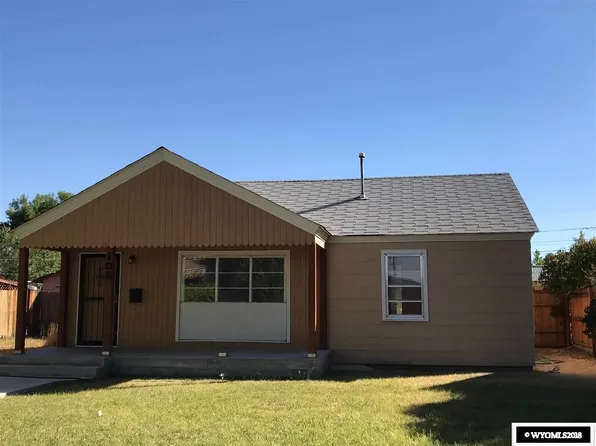105 E Adams Ave, Riverton, WY 82501