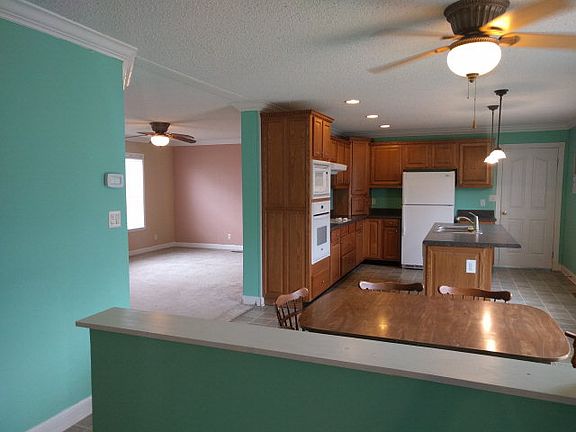 4th image of 80 Windy Knoll Ln