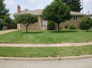 1851 Tiffany Dr NE, Warren, OH 44483