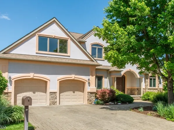 10 Little Tarn Ct, Hardyston Twp., NJ 07419