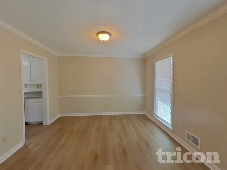 1763 Lamancha Dr — Photo 5