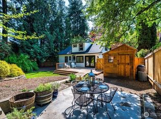 17576 Ballinger Way NE, Seattle, WA 98155
