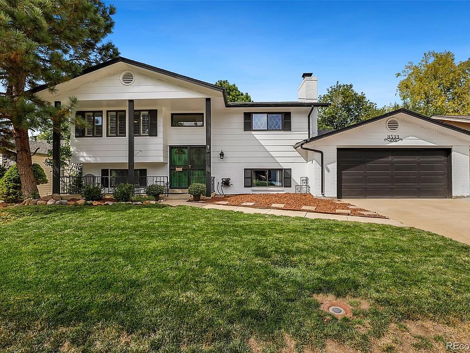 1st image of 8533 E Saratoga Pl