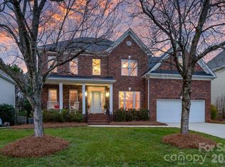 8919 Whittingham Dr, Waxhaw, NC 28173