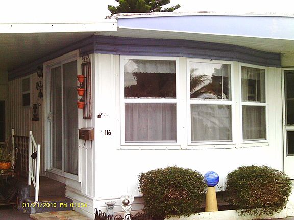 2nd image of 3116 Ne Indian River Dr.