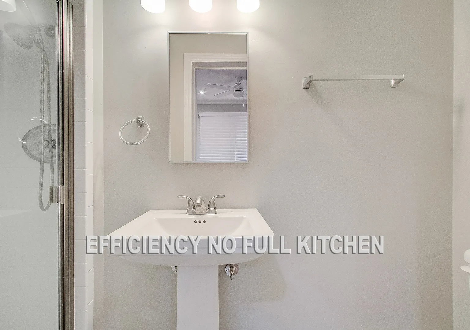 Cochran Apartments — Photo 4