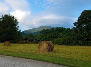 1581 Beech Grove Rd, Roseland, VA 22967