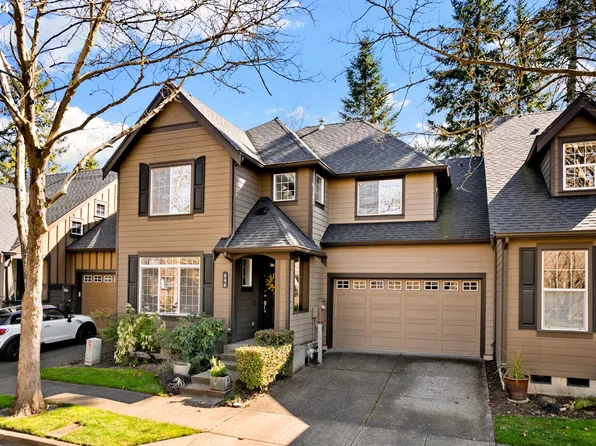 946 NE 73rd Ave, Hillsboro, OR 97124