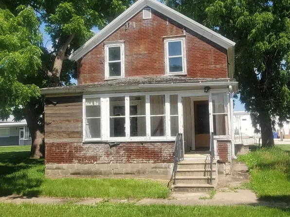 309 Brasher St, Nashua, IA 50658