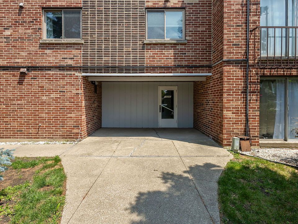 2nd image of 10241 Central Ave APT 3C