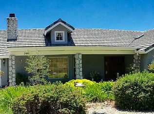 2909 N Victoria Dr, Alpine, CA 91901