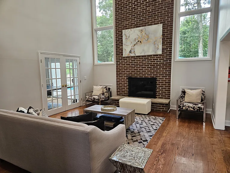 804 Columbia Rd — Photo 19