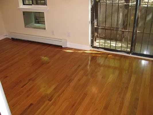 Rented by PMG Real Estate  | media 21