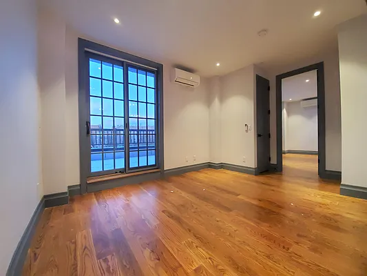 Rented by Lofts and Flats LLC | media 10