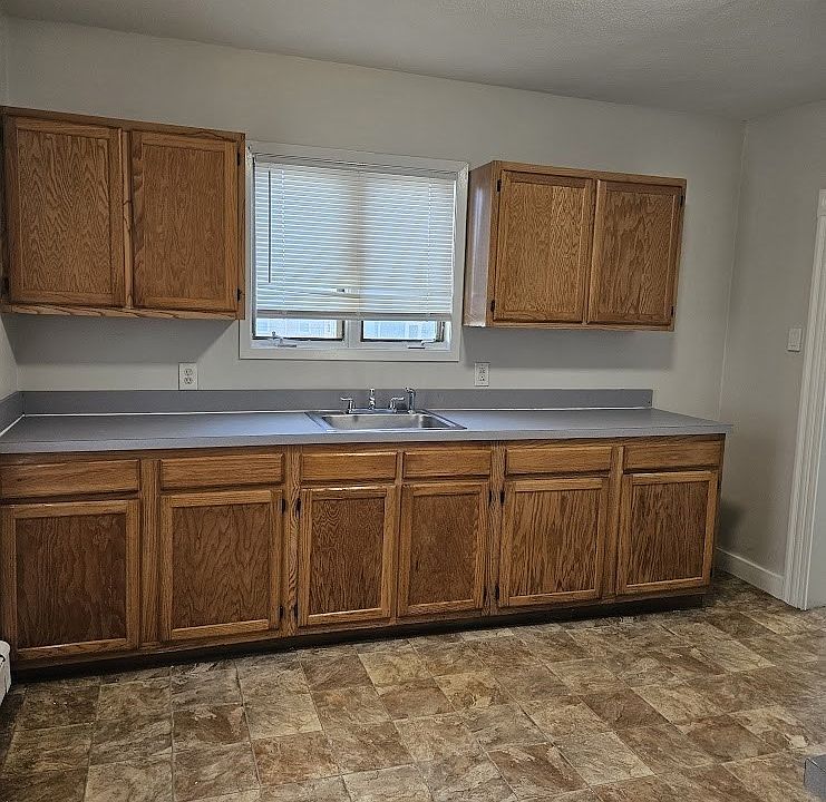 1st image of 11 Derby St #2