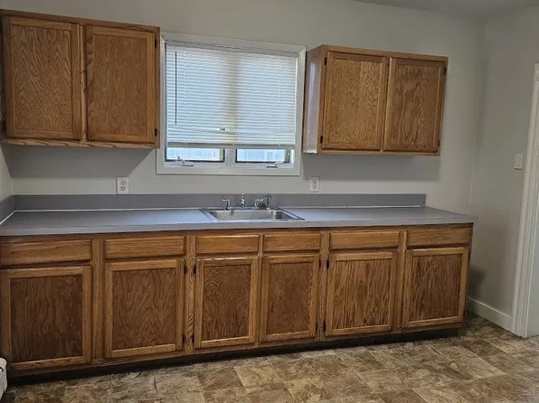 11 Derby St #2, Waltham, MA 02453