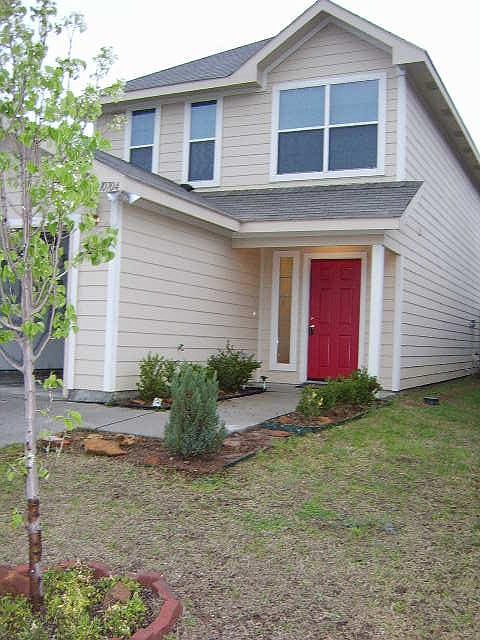 1st image of 10704 Wild Oak Dr