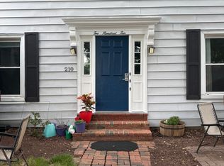 Del Ray (210 E Windsor Ave), Alexandria, VA 22301