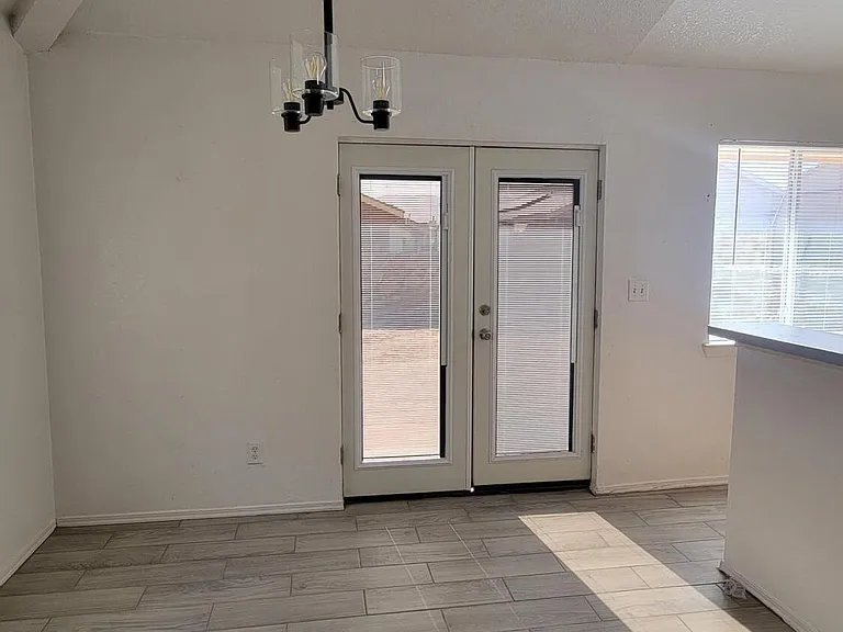 11029 Wedge Ln — Photo 10