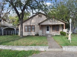 508 Tipton St, Menard, TX 76859