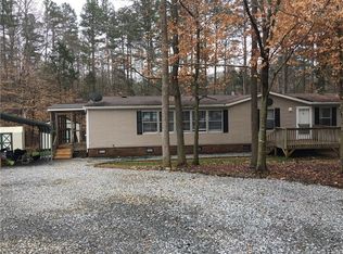 5124 Green Leaf Ct, Mount Holly, NC