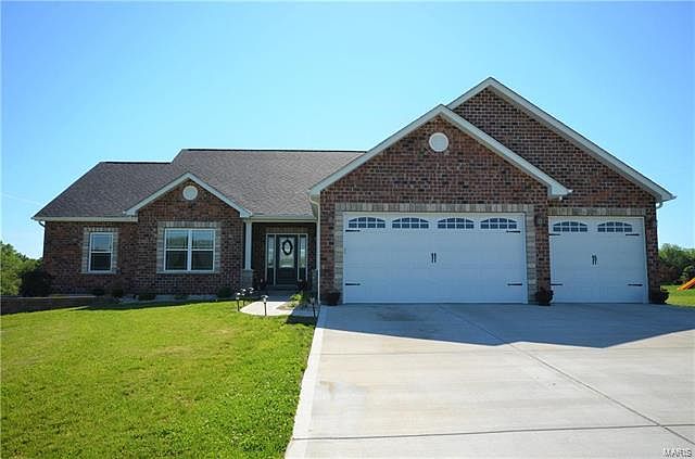 1st image of 140 Westborough Dr