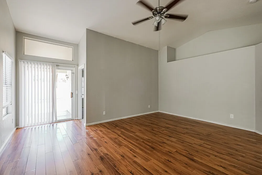 3 bed, 2.0 bath, 1575 sqft, $1,770 — Photo 4