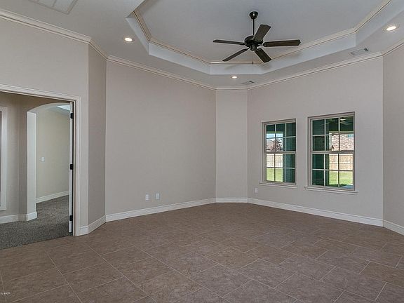 5th image of 8202 Shadywood Dr