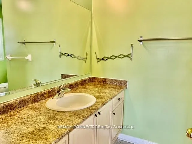 66 Oasis Blvd — Photo 19