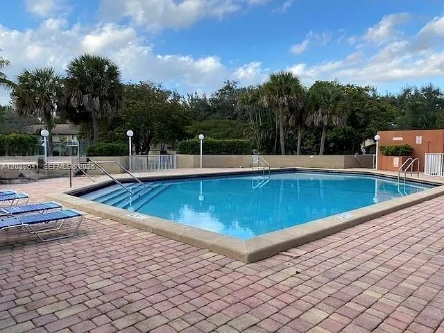 4205 N University Dr #309 — Photo 18