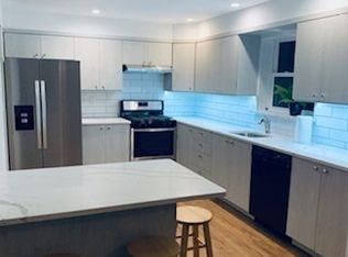 2209 Greene Ave FLOOR 3, Ridgewood, NY 11385