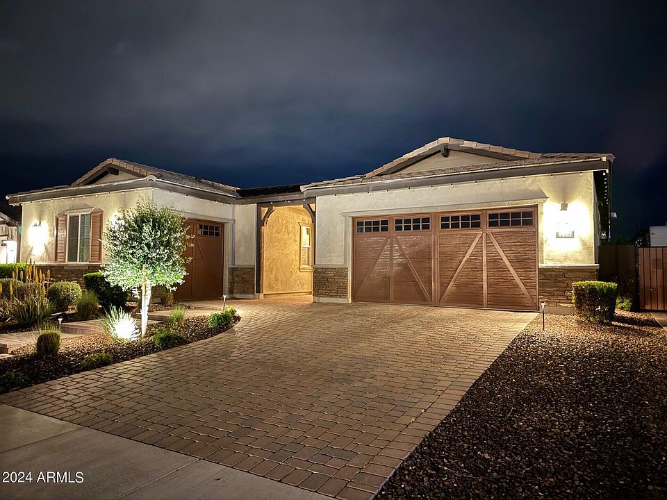 1st image of 9552 W VILLA HERMOSA --