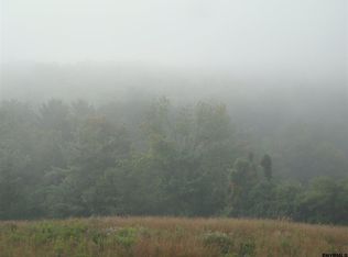 Huntley Rd, Averill Park, NY 12018