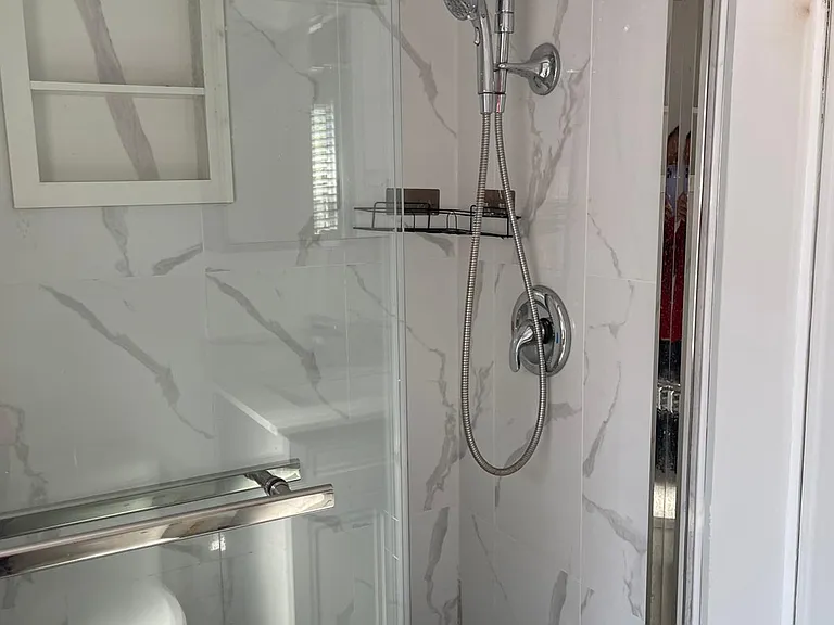 1 Southmead Rd — Photo 9