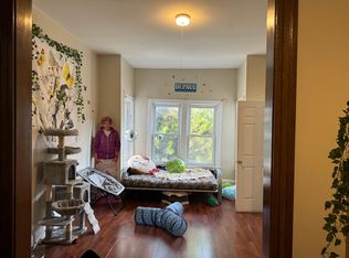 1436 W Irving Park Rd #2, Chicago, IL 60613