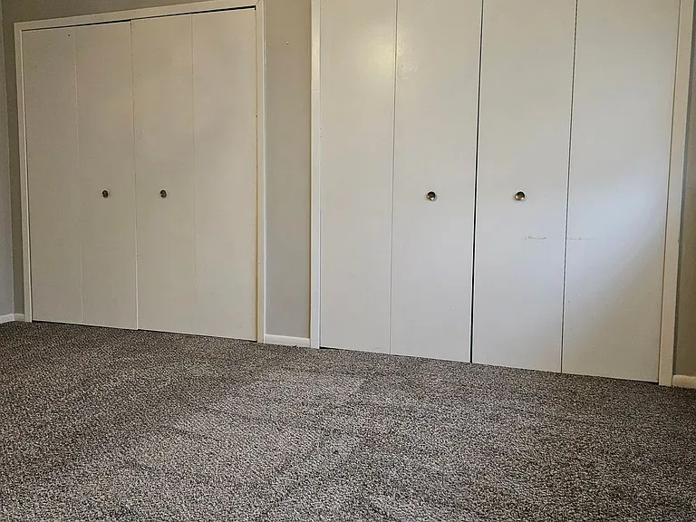 1252 Colonial Dr — Photo 18