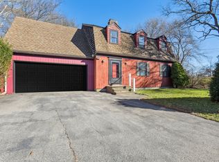 16 Green Ave, Pawcatuck, CT 06379